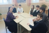 посетили художественную выставку известного мастера Филинова